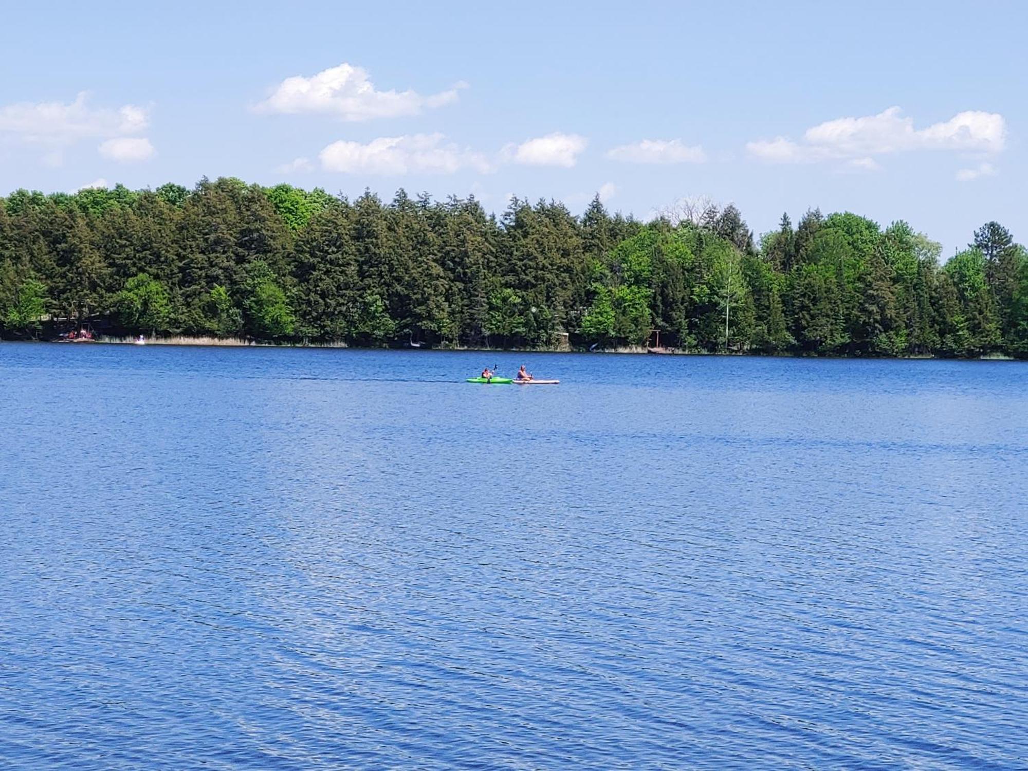 Lakeshore Motel Ice Lake 이런 리버 외부 사진